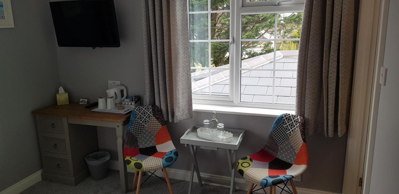Hensleigh House Bed & Breakfast Charmouth Exterior photo