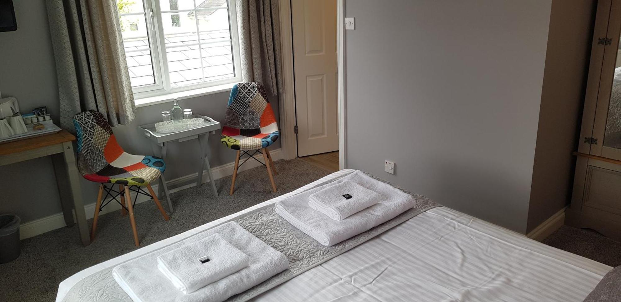 Hensleigh House Bed & Breakfast Charmouth Room photo